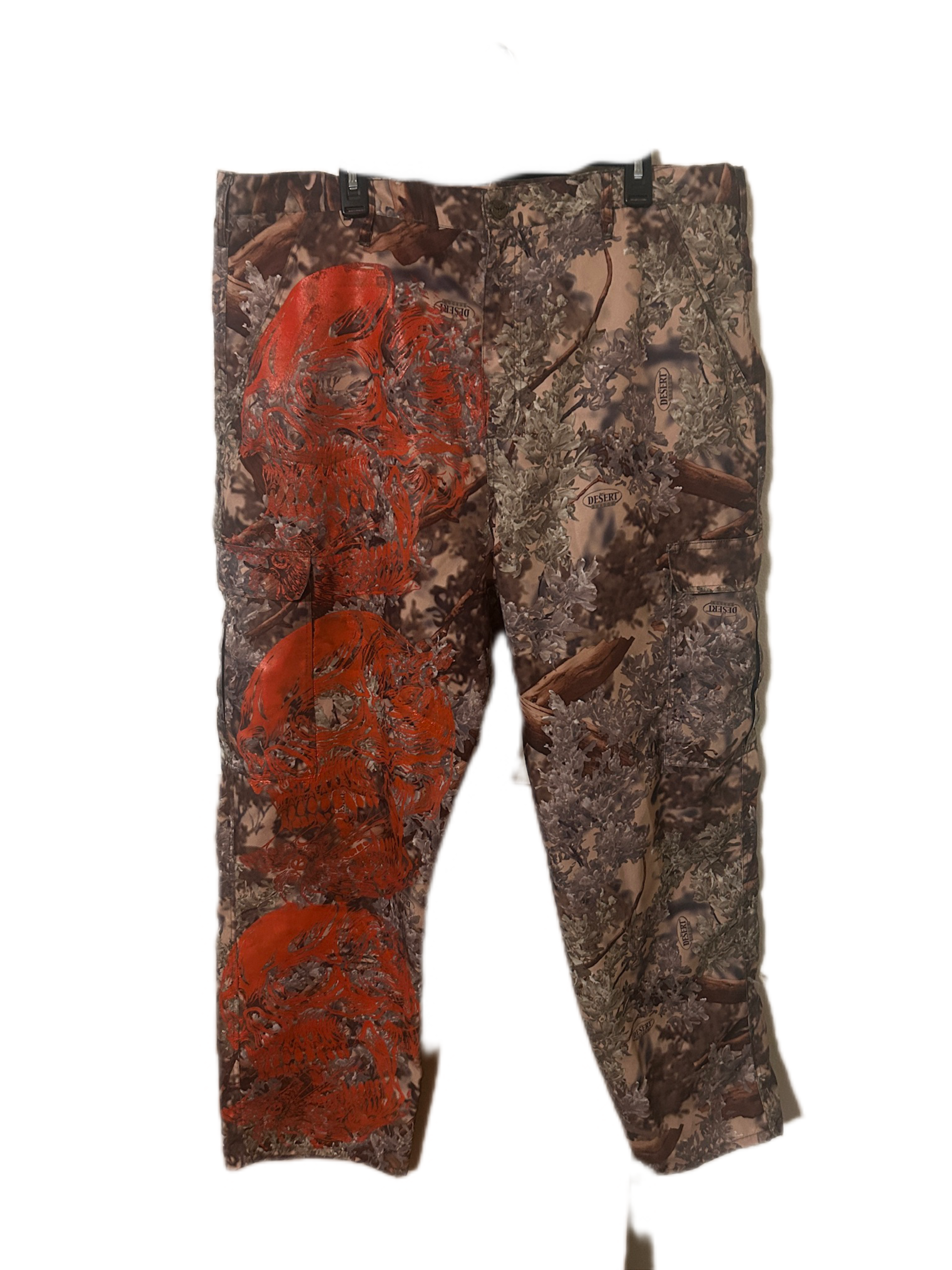 Men’s Upcycled front and back screen print camp pants.