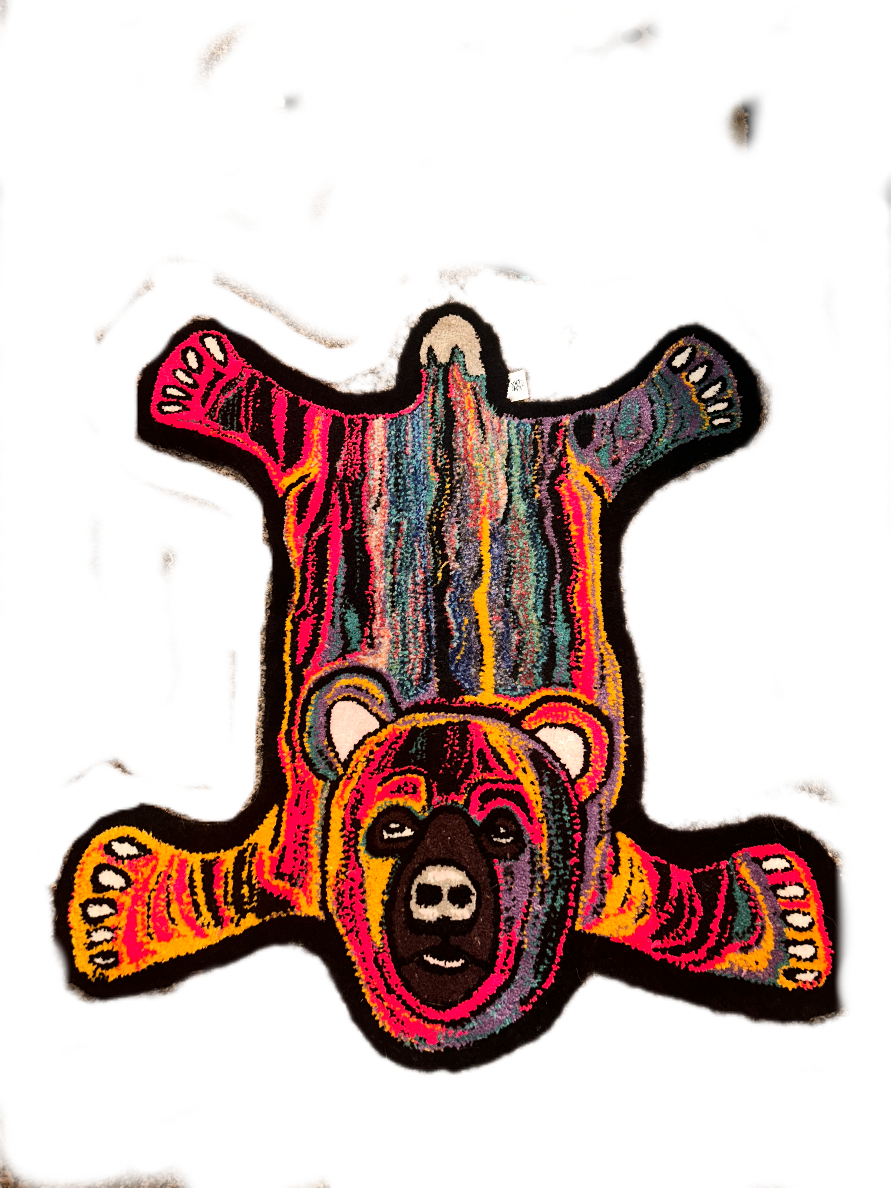 XL Abstract Bear Tufted Rug